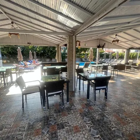 Imperial Aparthotel